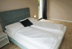 其他 7 New, Large Holiday Home for 10 People