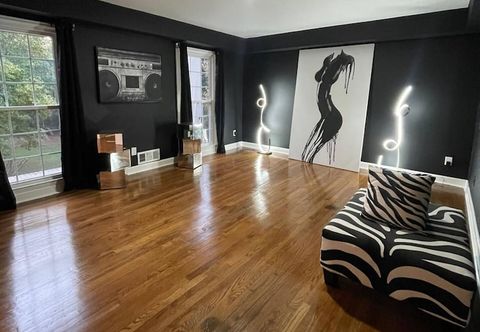 อื่นๆ Southern Collective Sleeps8 Airport-beltline