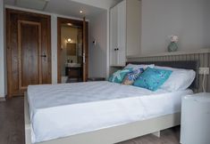 其他 4 olimarin otel