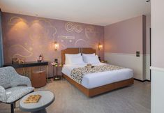 Lain-lain 6 Iconic Hotel