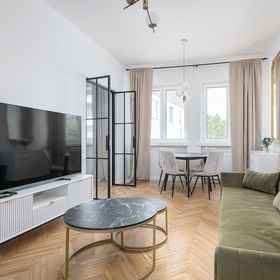 Primary image 1 เรนท์แพลนเน็ต - อพาร์ตเมนต์ โพวิสเล, โรงแรม & ที่พัก Wojewodztwo Mazowieckie