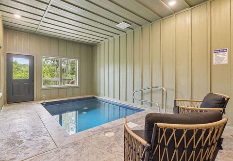 Others Gorgeous Brand-new Home w Pool Game Room Hot Tub