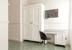 Others 6 The Port Residence