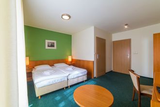 Lain-lain 4 Villa Taaakaryba