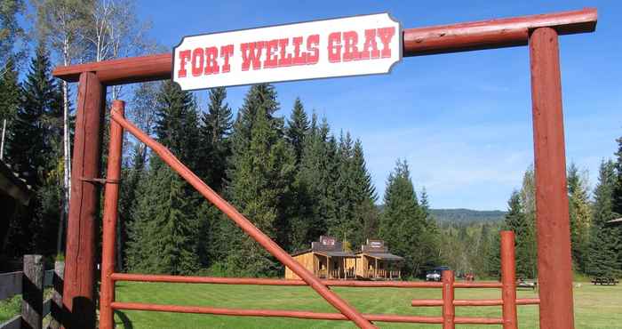 Others Fort Wells Gray Rustic Cabins Hostel