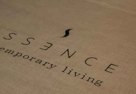 Lain-lain Essence Living Exclusive