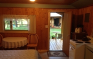 Others 5 Riverside Adventures Vacation Rentals