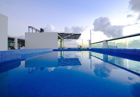 Others Coral Blue Beach Condo