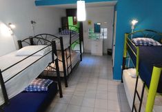 기타 3 Oyster Hostel