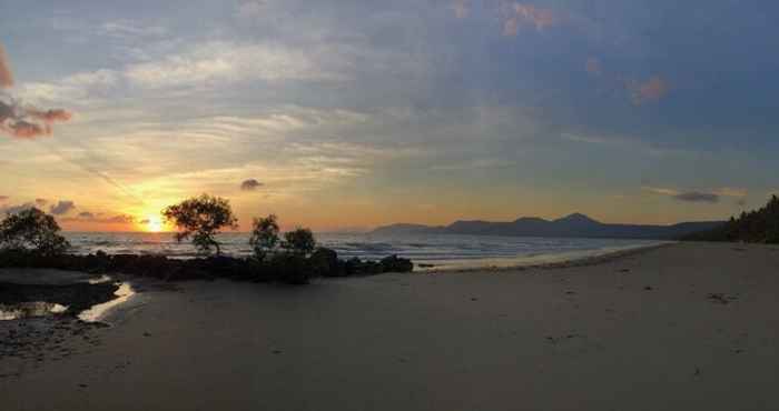 Khác Port Douglas on Macrossan