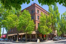 Lain-lain McMenamins Hotel Oregon