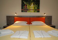 อื่นๆ 7 Albatros Hotel