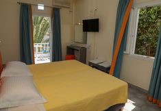 อื่นๆ 6 Albatros Hotel