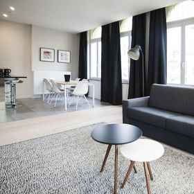 Primary image1Smartflats Design - Meir,彼得·保罗·鲁本斯雕像飯店