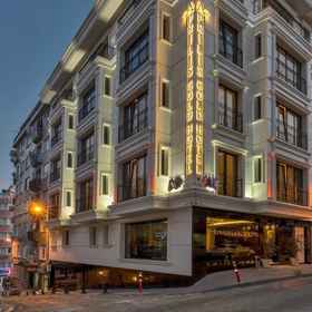 Primary image 1 Aprilis Gold Hotel - Special Class, Khách sạn Full Moon Shoes