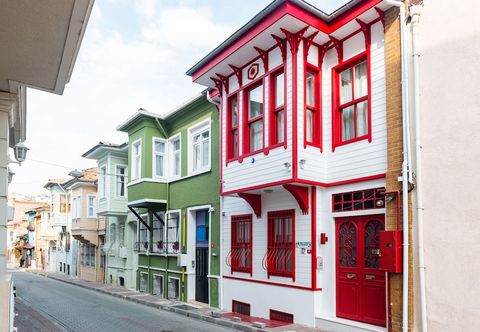 Lain-lain Dualis Hotel