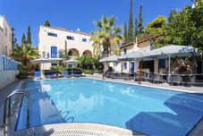 その他 Vanas Apartments