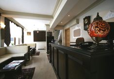 Others 5 Grand Peninsula Hotel