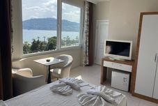 その他 Rosella Hotels