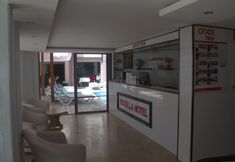 その他 5 Rosella Hotels