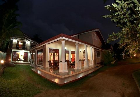 Lain-lain Airport Square Villa