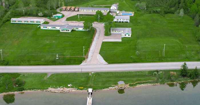 Others Cabot Trail Motel