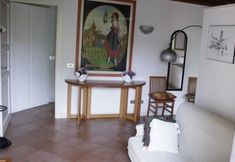 Others 3 Fleur de Lis Belvedere