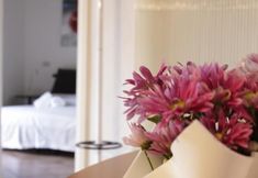 Others 6 Fleur de Lis Belvedere