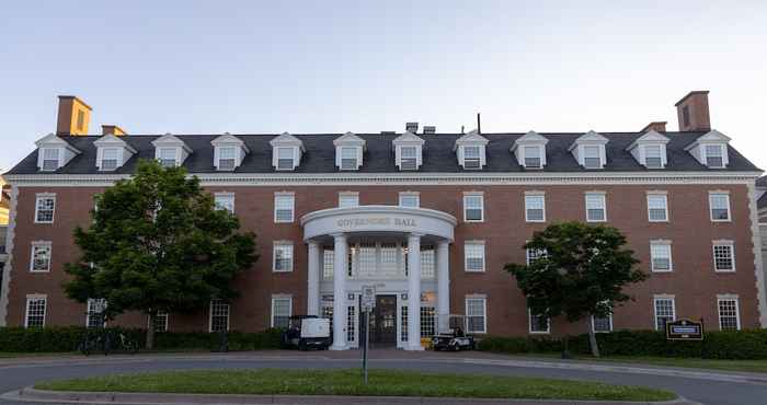 อื่นๆ StFX University Summer Hotel