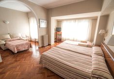 อื่นๆ 3 Hotel Colón