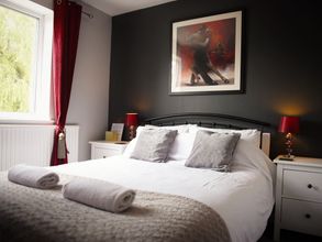 Lainnya 4 Worth House