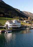 Imej utama Fjærland Fjordstove Hotell