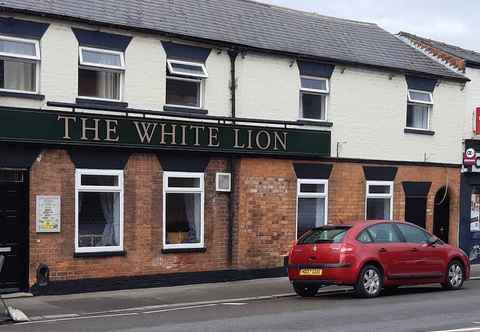 Lainnya The White Lion