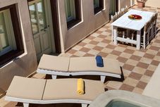 Others 1897 Old River Mansion