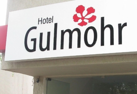 Lain-lain Hotel Gulmohr