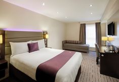 Others 5 Premier Inn Silverstone