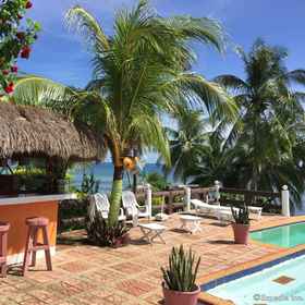 Primary image 1 La Petra Beach Resort, Khách sạn Quinale Beach Bar