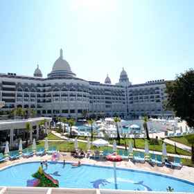 Imej utama 1 Diamond Premium Hotel & Spa, โรงแรม & ที่พัก Ali Baba Bazaar