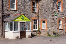 その他 YHA Cheddar Partner