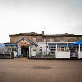 Primary image1哈特伍德霍爾飯店 - 格林國王旅館,Owl and Bird Of Prey Sanctuary飯店