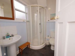 Others 4 The Five Bells