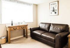 Lain-lain 7 King Arthur's Arms Inn