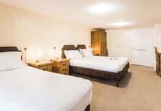 Lain-lain 5 King Arthur's Arms Inn