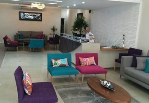 Lain-lain Columbia Palace