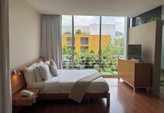 Lainnya 4 Lombardo Suites