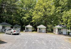 Others 6 Countryside Inn