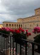 Primary image Piazza Pitti Palace