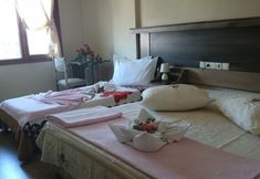 Others 4 Wallabies Aquaduct Hotel