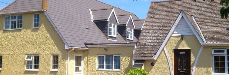 Lain-lain The Lodge Guesthouse