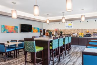 其他 4 Days Inn & Suites by Wyndham Katy